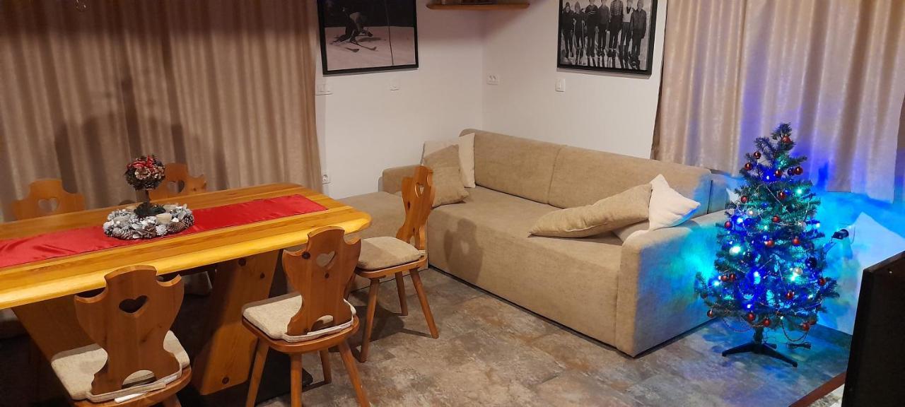 Apartma In Bungalov Jezerci Gozd Martuljek Bagian luar foto