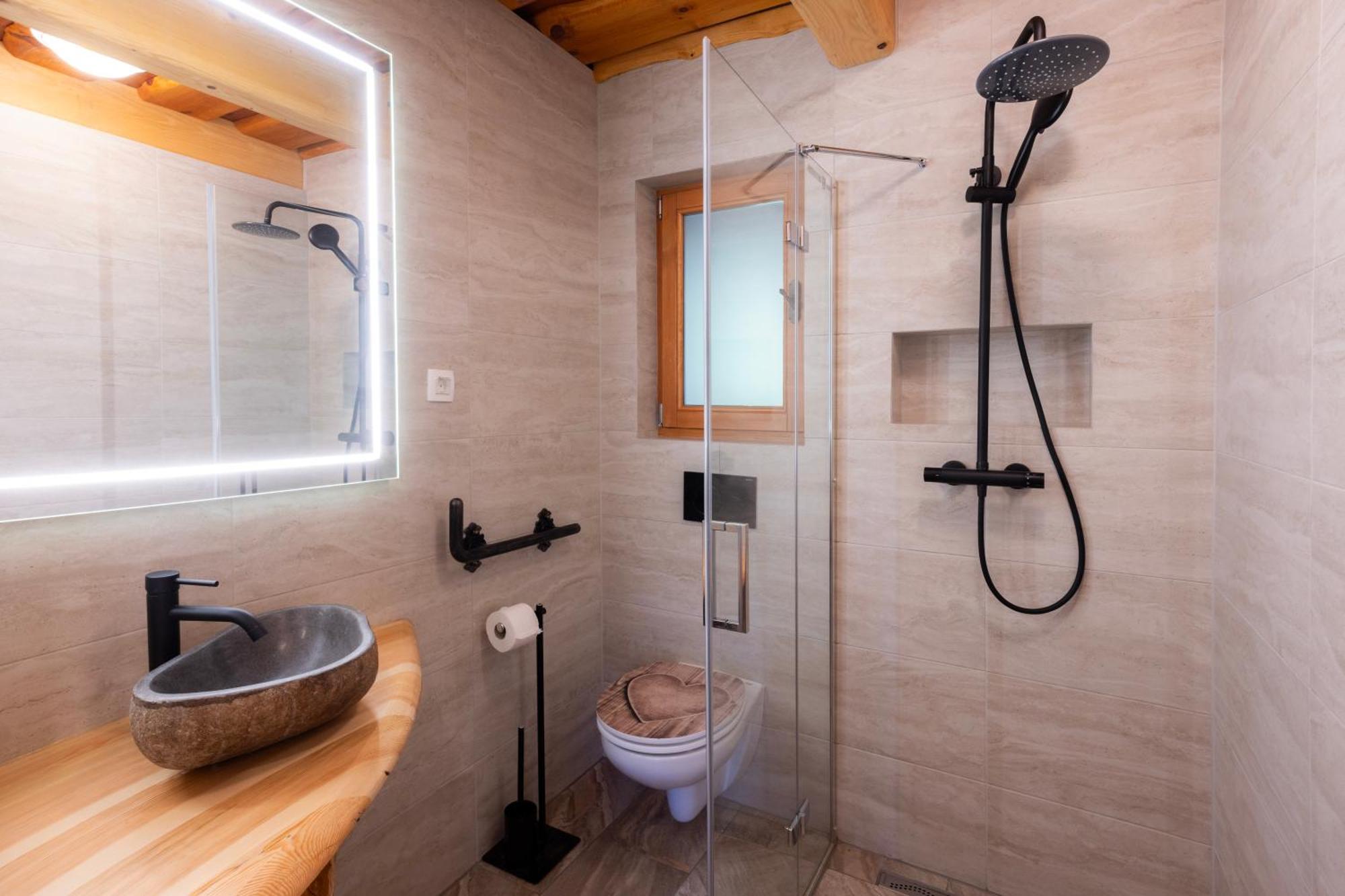 Apartma In Bungalov Jezerci Gozd Martuljek Bagian luar foto