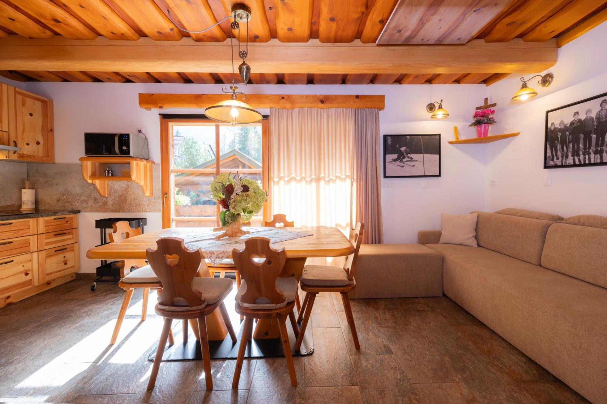 Apartma In Bungalov Jezerci Gozd Martuljek Bagian luar foto
