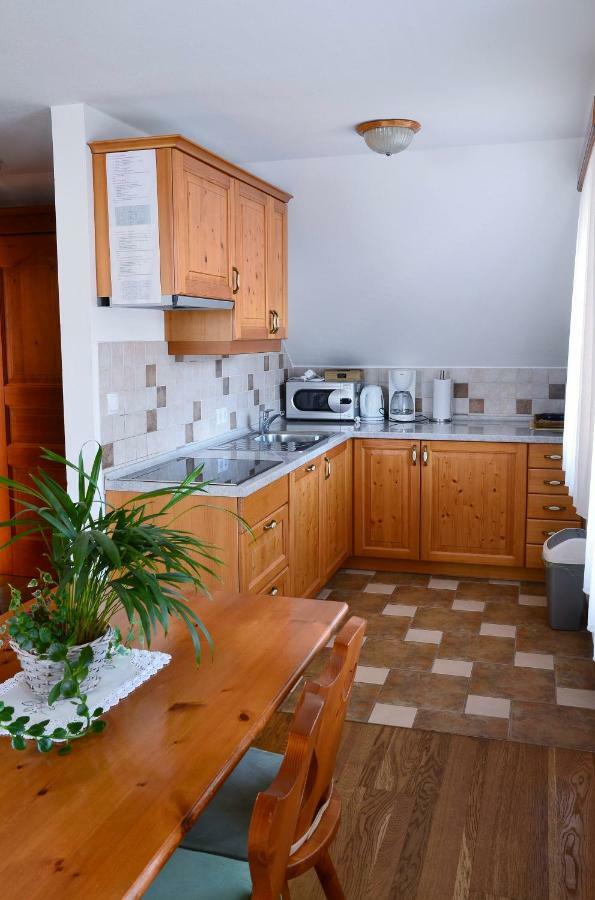 Apartma In Bungalov Jezerci Gozd Martuljek Bagian luar foto